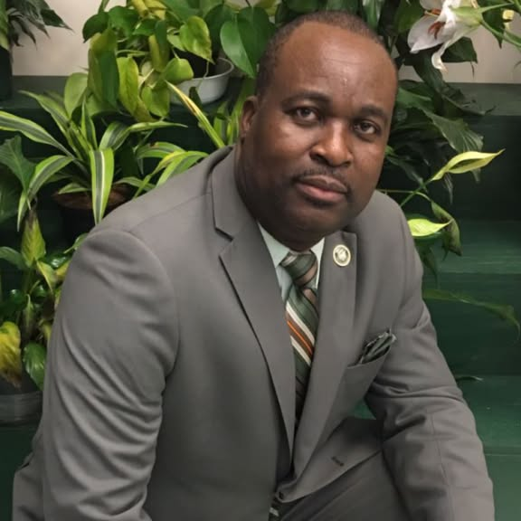 Pastor Yvons Louis